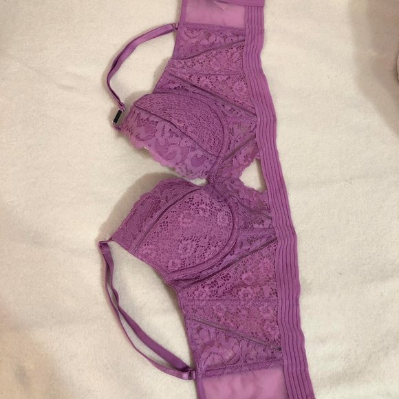Victoria's Secret Bra (as seen on Kendall Jenner) - Picture 5 of 8